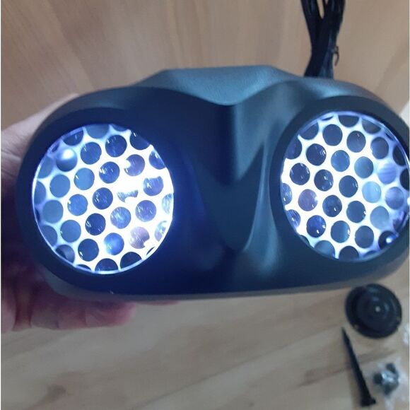 LED Lights Outdoor Projector, Snowflakes, Waterproof - Picture 7 of 7